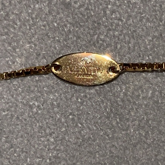 Preloved Garavani Valentino mental rockstud bracelet pristine condition. - Picture 5 of 8